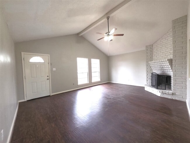 Building Photo - 9814 Kiwi Ln