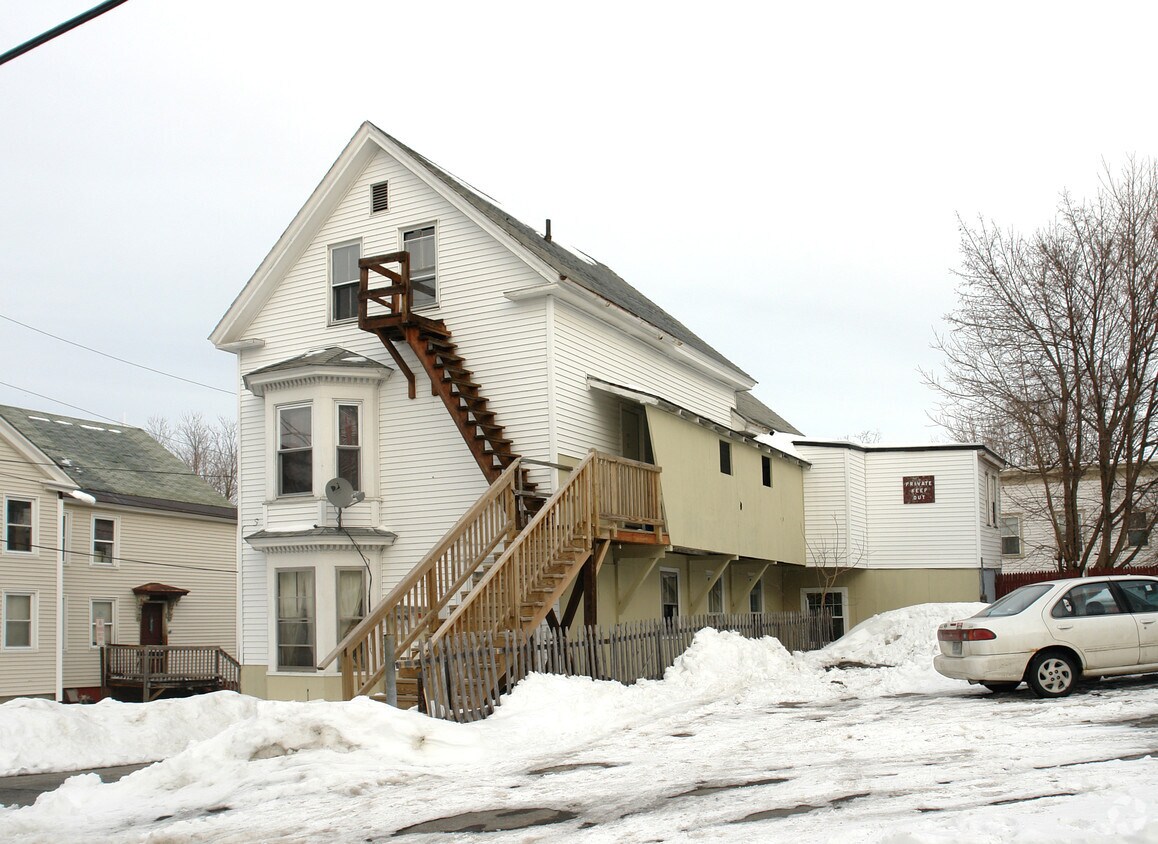 Primary Photo - 21 Wentworth St