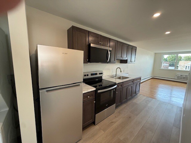 Foto del edificio - 9317 Walker St