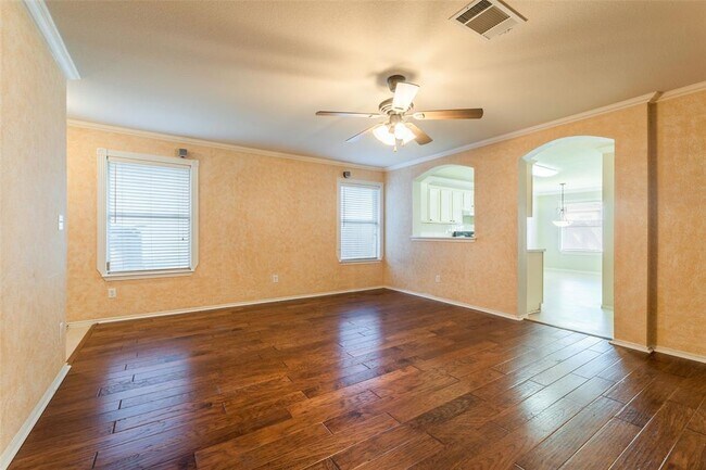 Building Photo - 2051 Buckley Ln