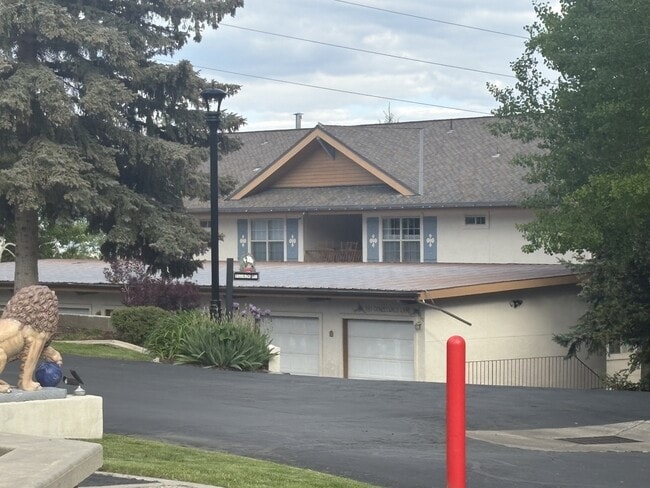 Building Photo - 983 Grindelwald Ln