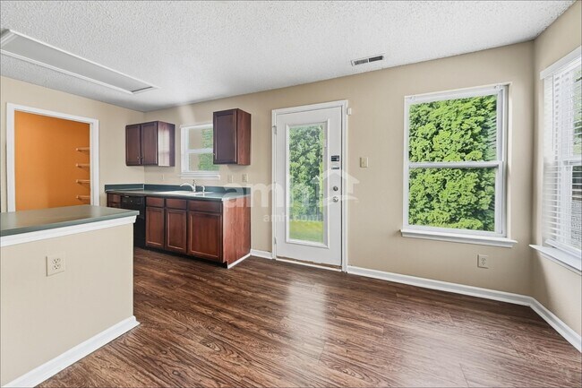 Building Photo - 12144 Brushfield Ln