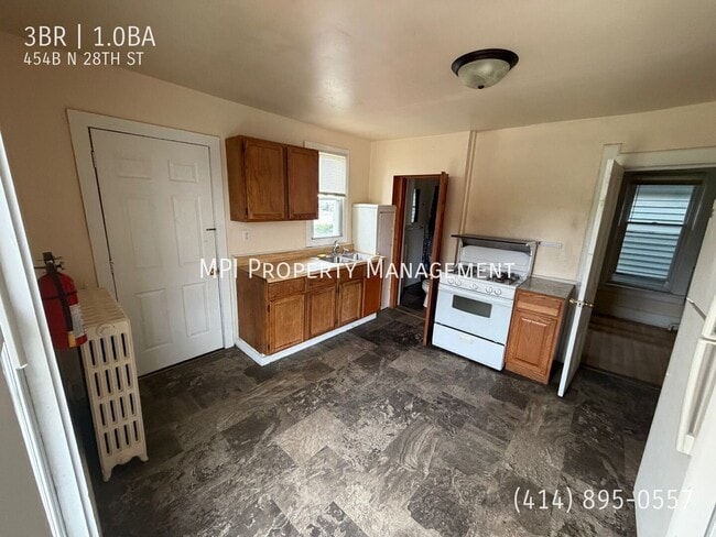 Building Photo - 454B N 28TH ST-