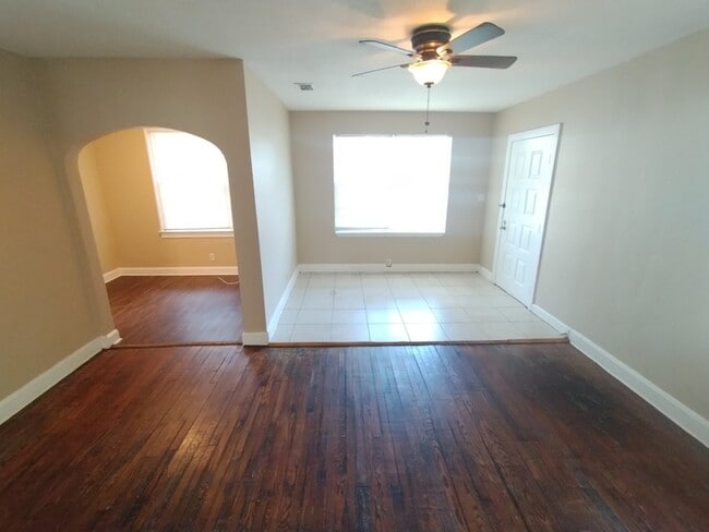 Building Photo - 1202 Lila Ave