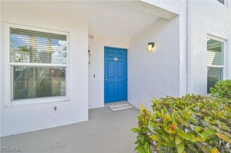 Building Photo - 5445 Peppertree Dr