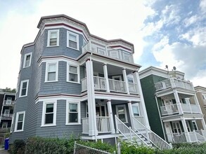 Building Photo - 43 Iffley Rd