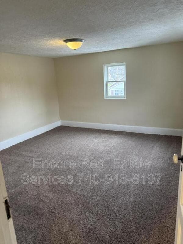 Building Photo - 406 N 10th St