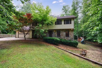 Building Photo - 10565 Shallowford Rd
