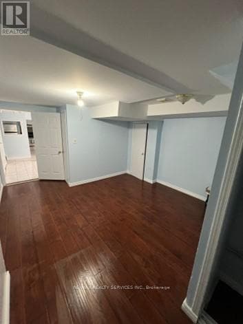 Building Photo - 14 Saddleback Square