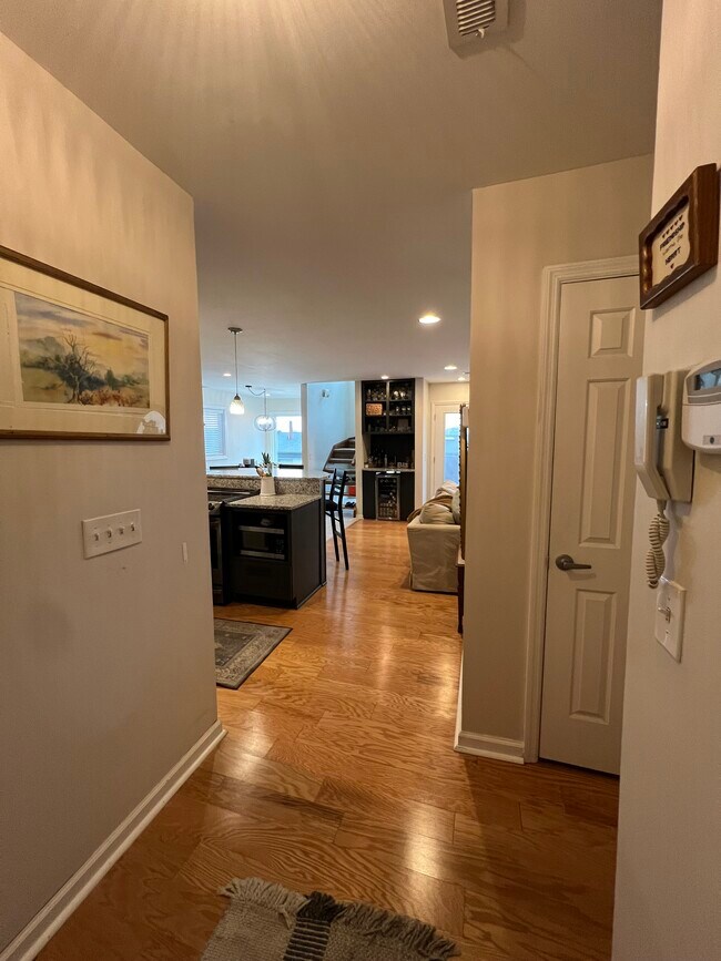 Photo - 920 Virginia Ln Apartment