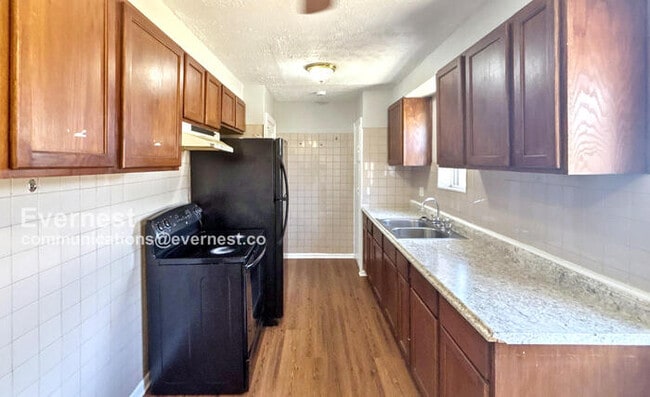 Building Photo - 1261 Hildreth Ave