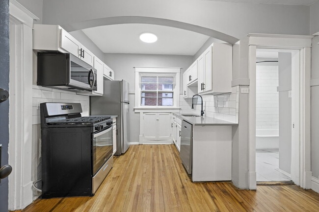 Building Photo - McCausland Ave - 1514-1518