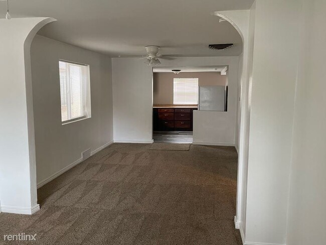 Building Photo - 4 br, 1 bath House - 1308 Cypress St