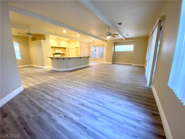 Building Photo - 40 Chateau Whistler Ct