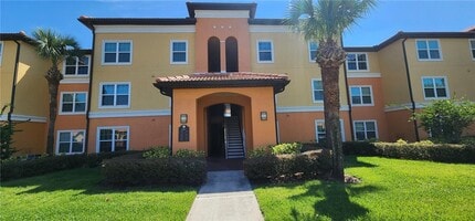 Building Photo - 5483 Vineland Rd