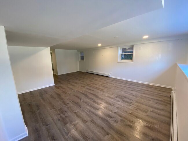 Foto del edificio - 6448 N Washtenaw Ave