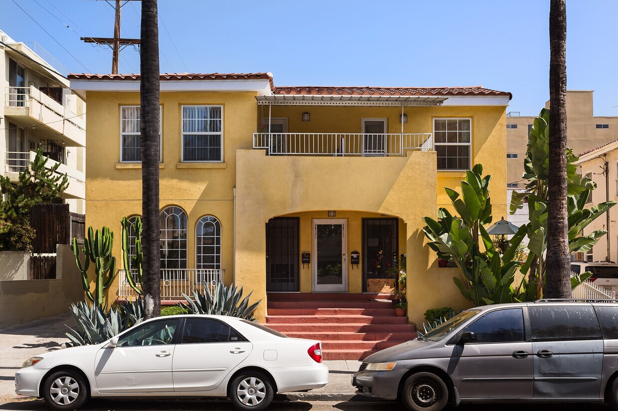 Primary Photo - 3613 4th W St