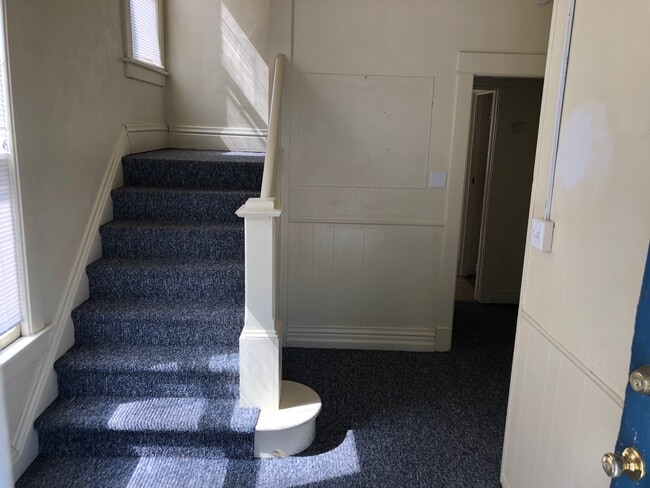 Foto del edificio - 1607 W Main St