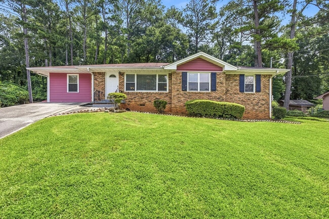 Room in House on Rollingwood Ct SE - Room in House on Rollingwood Ct SE