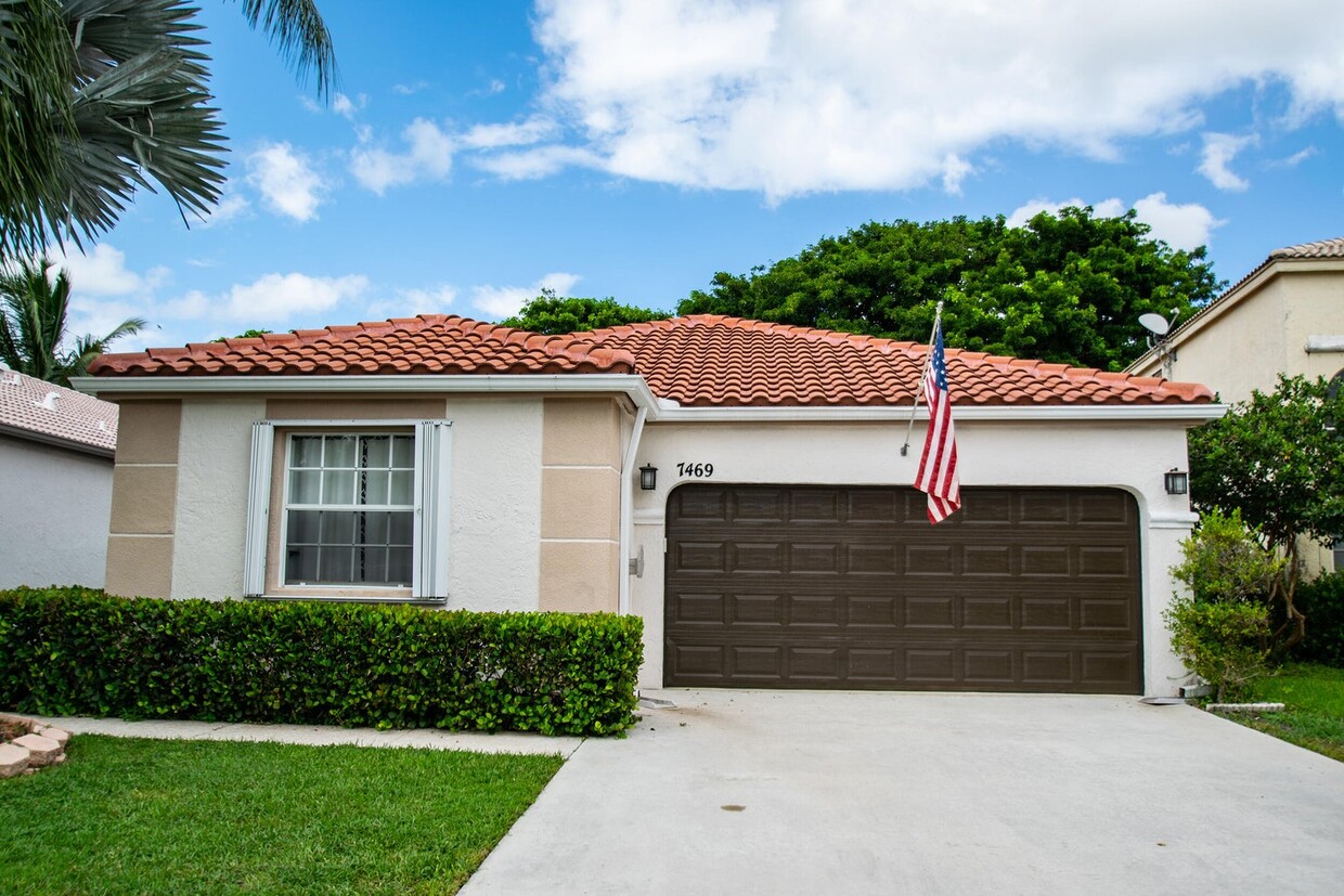 Foto principal - 7469 Kingsley Ct