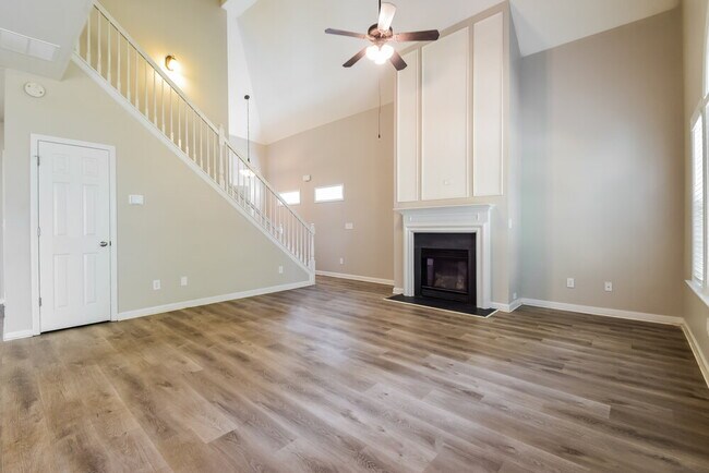 Foto del edificio - 2740 Gatewater Ct