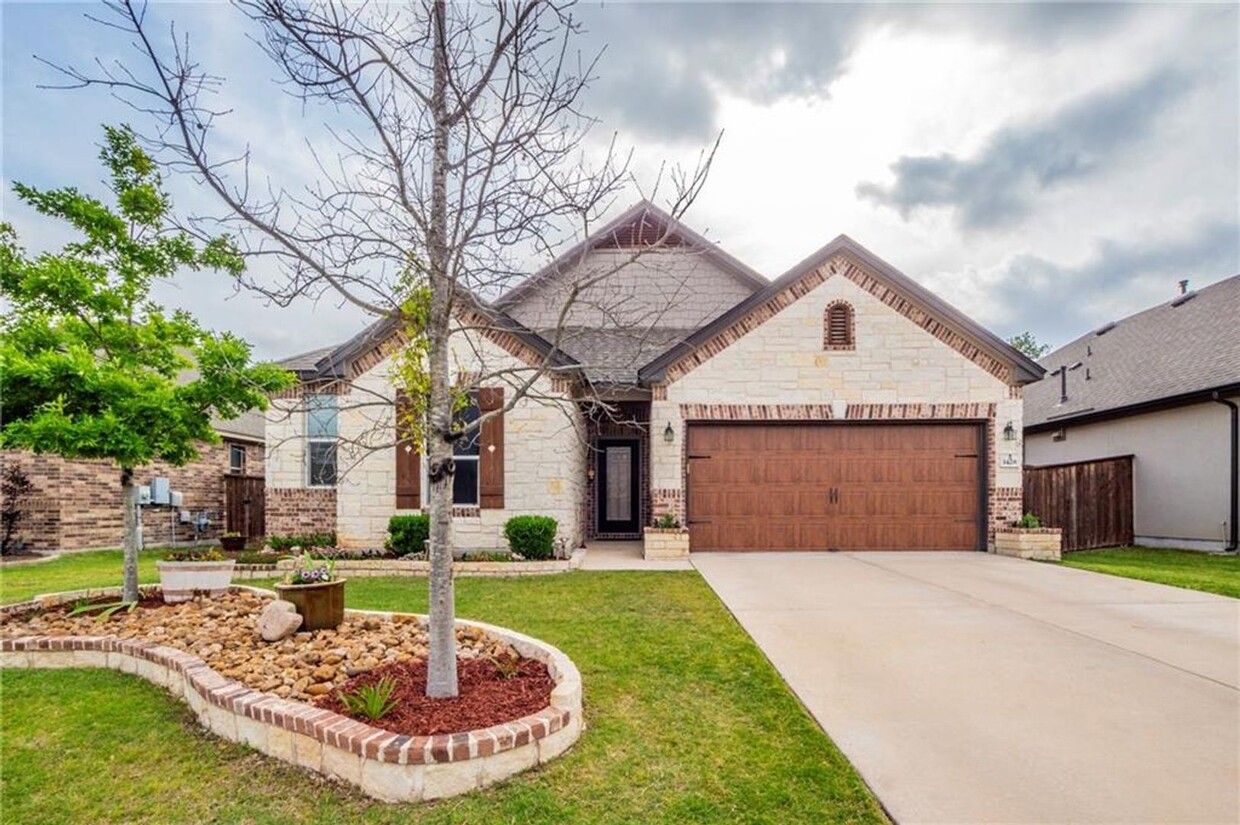 Foto principal - Gorgeous single story 3/2 in Leander Tx. M...