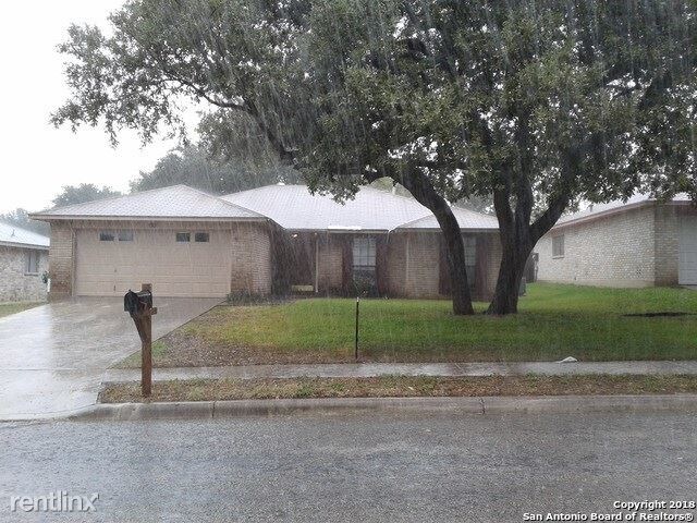 Foto principal - 4 br, 2 bath House - 193 Clear Oak