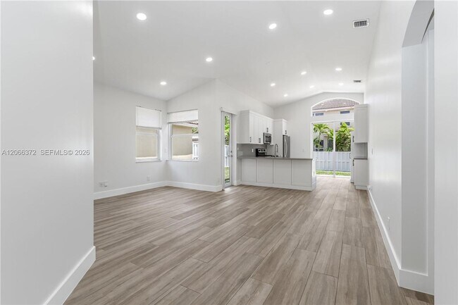 Foto del edificio - 15130 SW 49th Ct