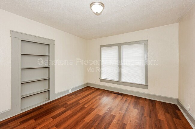 Foto del edificio - 8036 4th Ave N