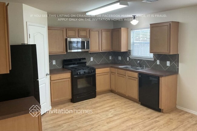 Building Photo - 29607 Evergreen Hills Dr