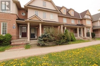 Building Photo - 749 Bur Oak Ave