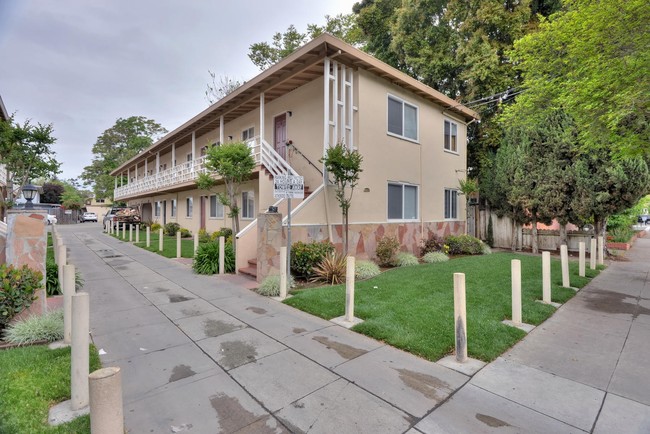 Building Photo - The Williams Apartments