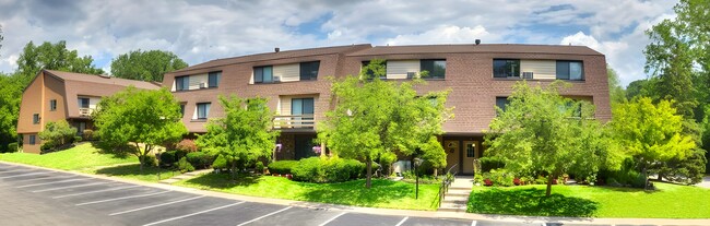 Foto del edificio - Brook Hill Village Apartments