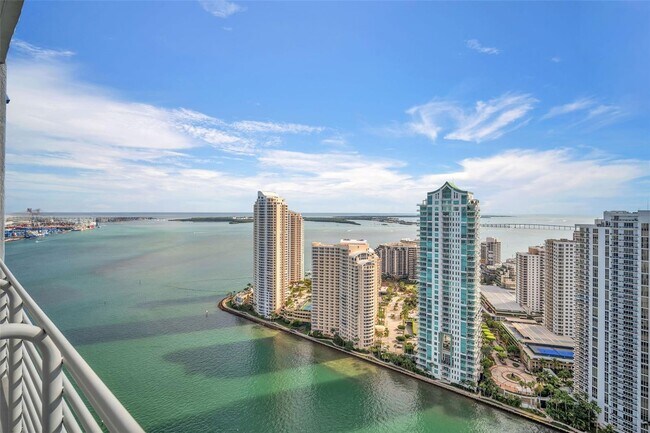 Building Photo - 325 S Biscayne Blvd