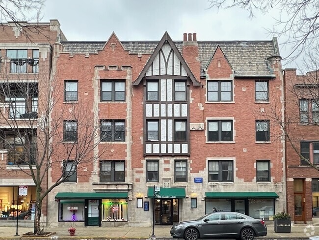 Building Photo - 4832 N Damen Ave