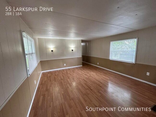 Building Photo - 55 Larkspur Dr
