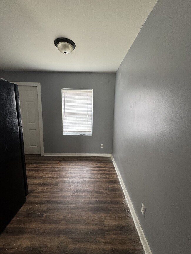 Foto del edificio - 1 Bed, 1 Bath Rental -