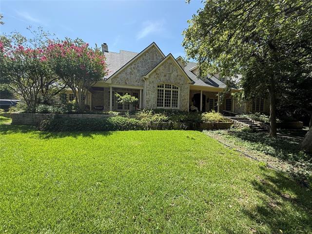 Foto principal - 4922 W Northwest Hwy
