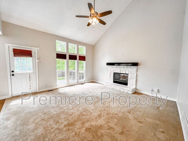Building Photo - 15350 Riley St