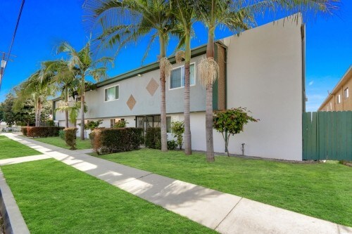 Primary Photo - 9320-9330 Elm Vista Dr