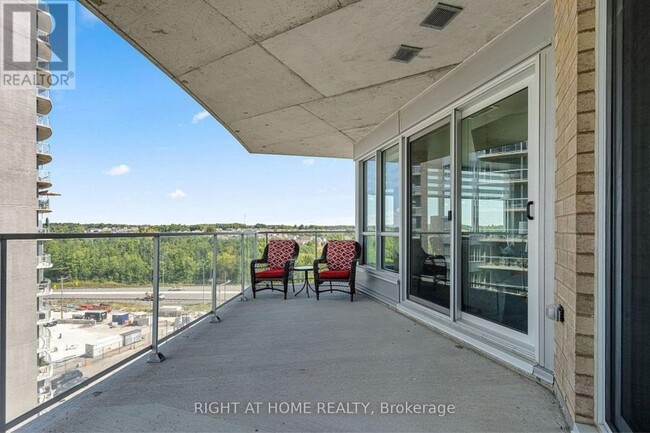 Photo du bâtiment - 200 Inlet Private