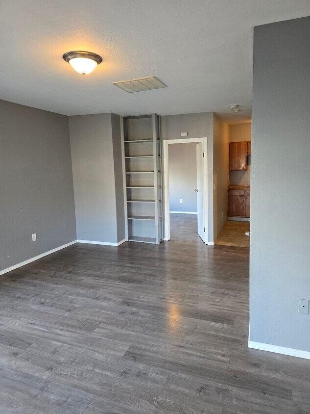 Foto principal - 3310 6th Ave