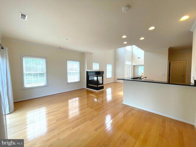 Foto del edificio - 14276 Foxhall Rd