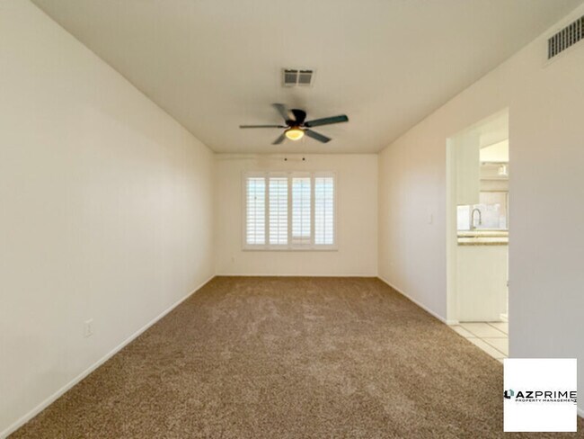 Foto del edificio - Exceptional 3/2 Glendale Home -  Spacious Layout &amp; Prime Location!