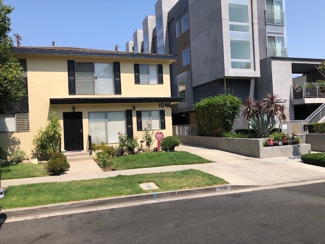 Building Photo - 1046 N Spaulding Ave