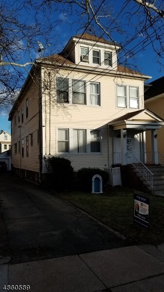 Primary Photo - 145 Bellevue St