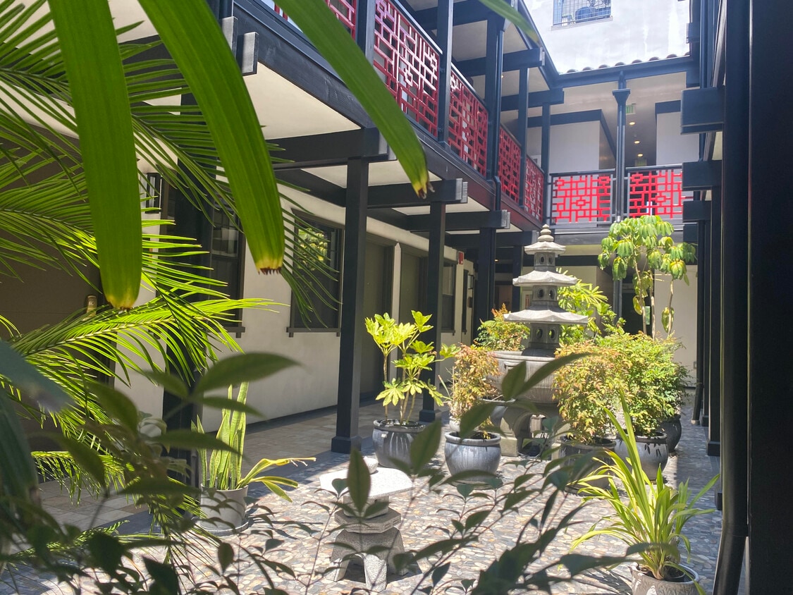 141 Apartments for Rent in Chinatown, CA Westside Rentals