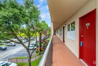 Building Photo - 801 SW 133rd Terrace