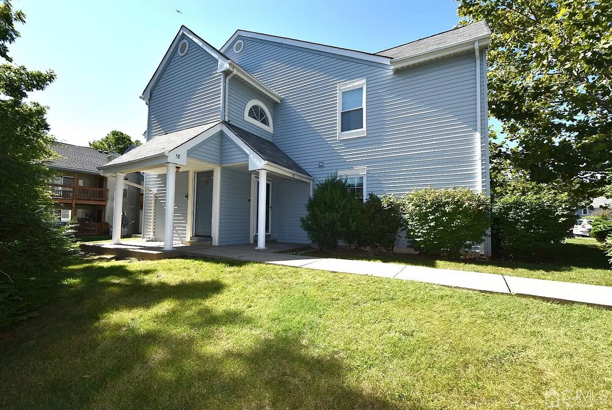 Foto principal - 57 Tanglewood Ct