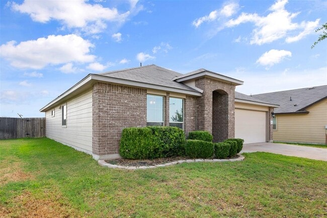 Building Photo - 208 Plata Ln